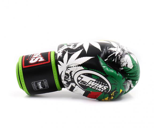 כפפות איגרוף תאילנדי