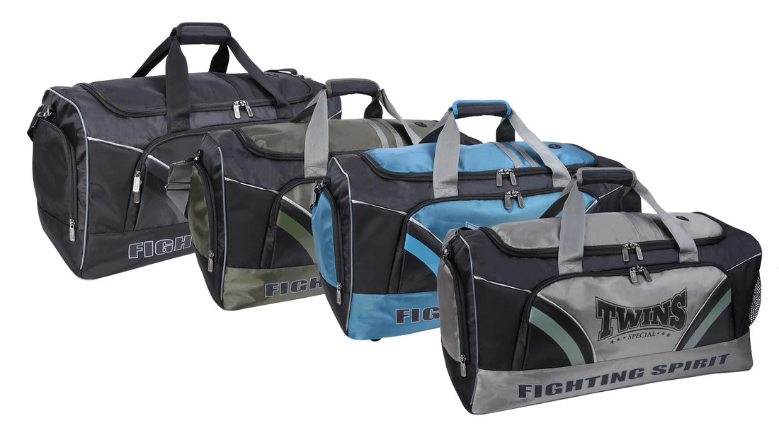 תיק אימון מקורי של Twins Special מתאילנד בנפח גדול ללוחמים ומתאמנים