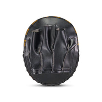 תא אחיזה ארגונומי עם בליטת Ball Grip פנימית ורצועת הידוק רחבה בלאפות פוקוס Blegend BFM17