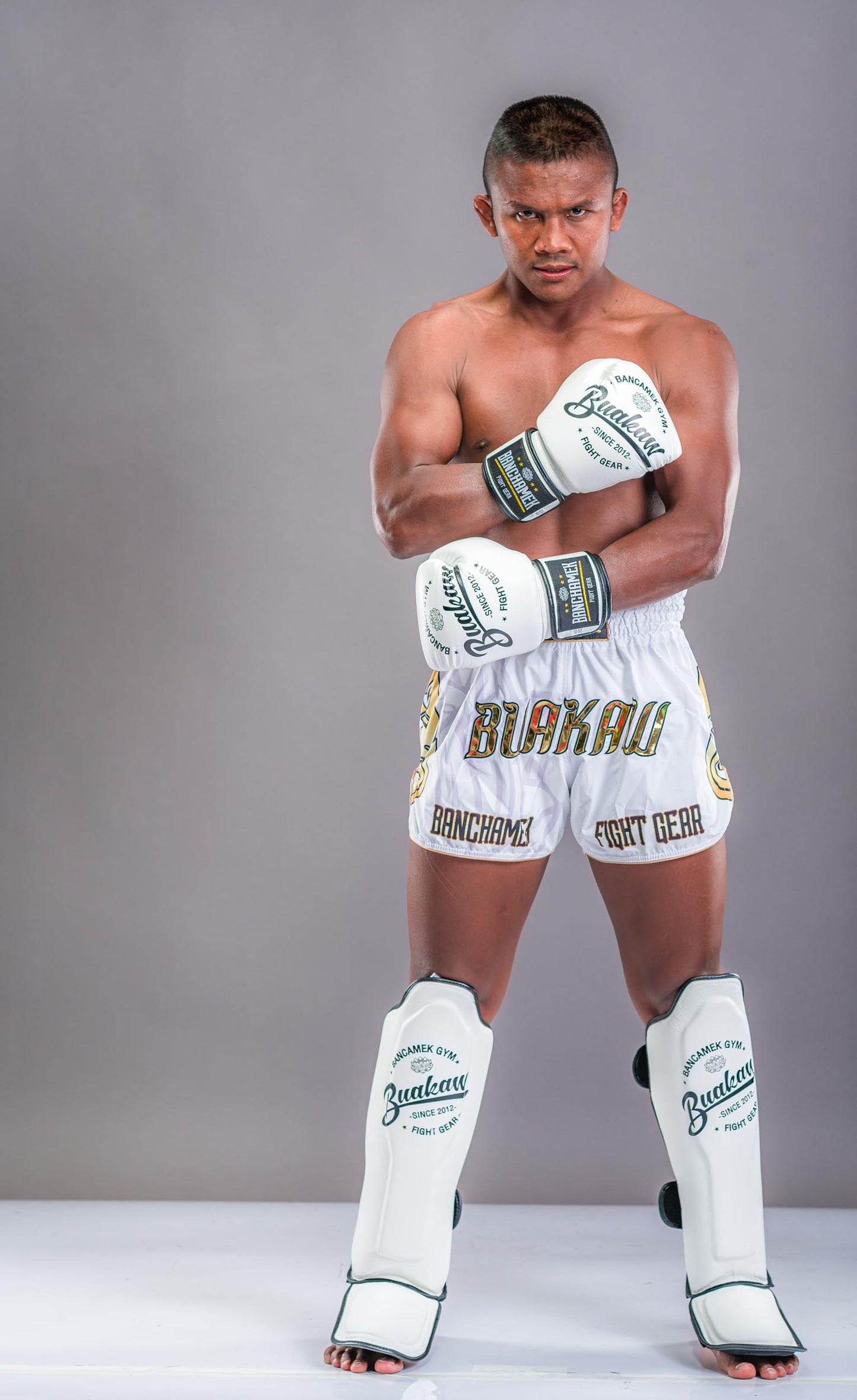 Buakaw כפפות איגרוף מקצועיות