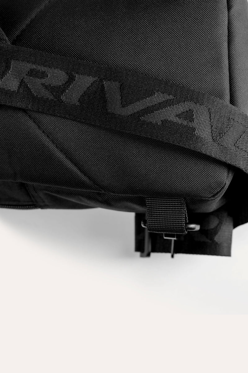 תיק צד אלכסוני מוצלב ספורטיבי Rival Crossbody Bag לאנשים בתנועה ולמתאמנים