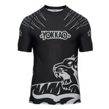 ראשגארד שרוול קצר עילית לאימוני ג'ו ג'יטסו ו-MMA מבית Yokkao Original