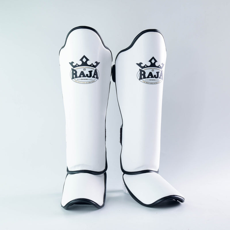 מגני שוק מקצועיים Raja – דגם Lightweight לבן