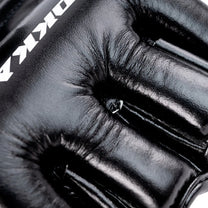 ציוד הגנה ללוחמי MMA כפפות Yokkao Ground Pro בגזרה ארגונומית לאחיזה מושלמת