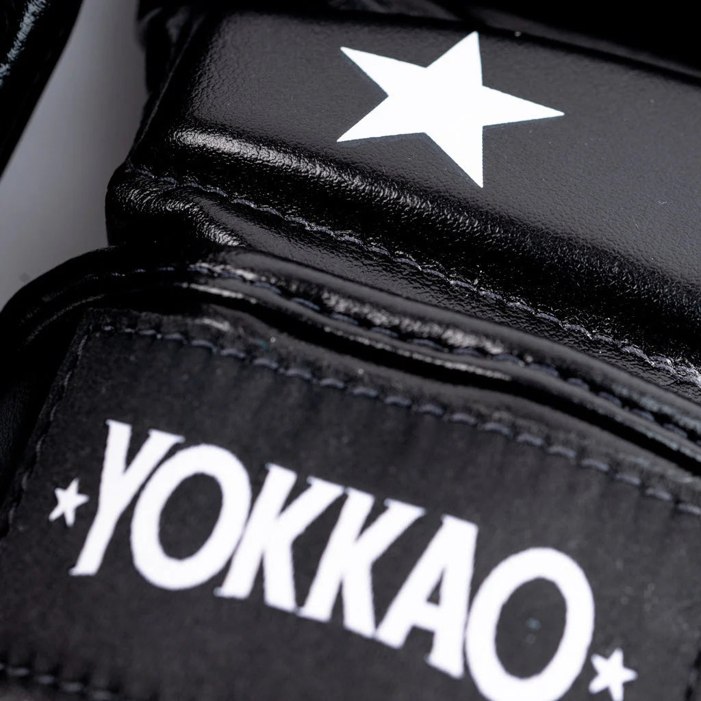 כפפות MMA תחרותיות רשמיות מבית מותג העל Yokkao לאימוני גראונד אנד פאונד והיאבקות