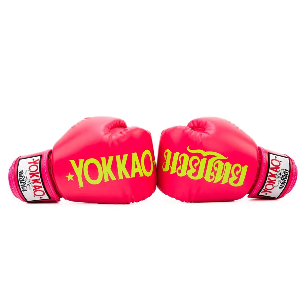 כפפות איגרוף YOKKAO Legacy ציוד אימון מקצועי למועדוני לחימה--ורוד