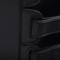 מגני שוק לאיגרוף תאילנדי Fairtex עם ספיגת מכות משופרת לאימוני סטרייקינג