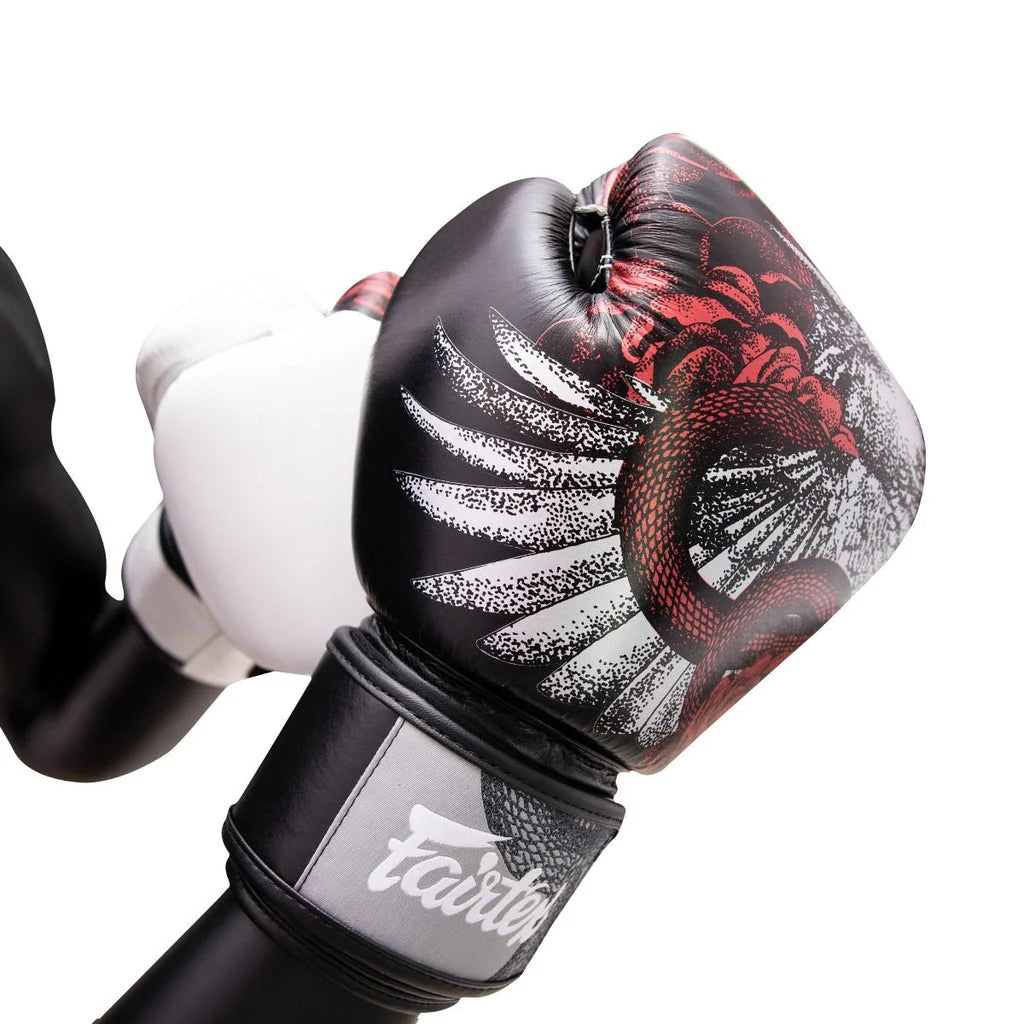 Fairtex The Beauty of Survival כפפות איגרוף תאילנדי פרימיום
