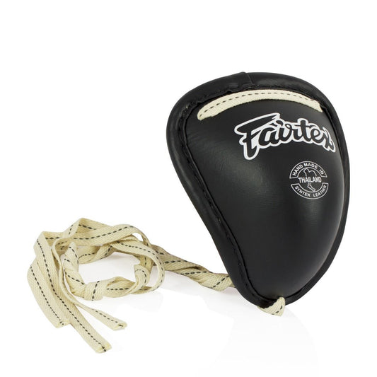 Fairtex מגן אשכים\מפשעה עשוי פלדה שחור