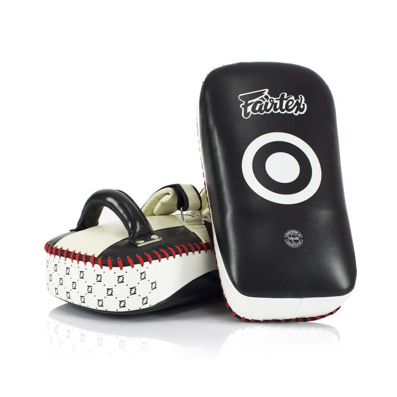 Fairtex KPLC2 לאפות לבעיטות מקוערות עשוי עור פיירטקס