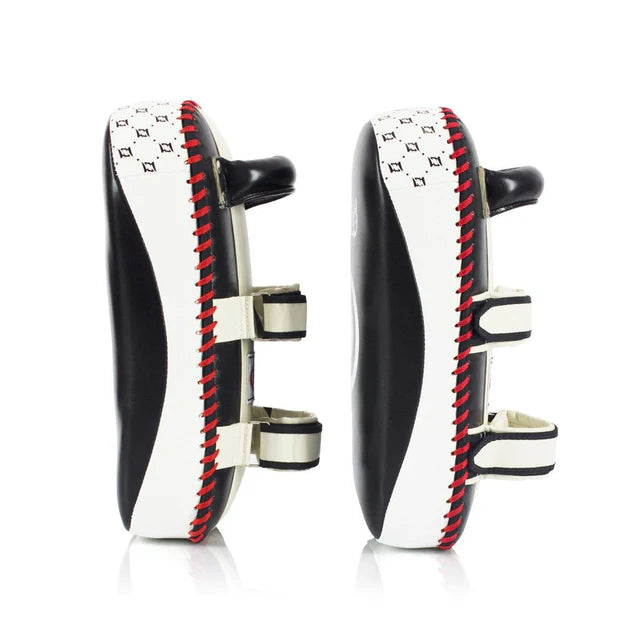 Fairtex KPLC2 לאפות לבעיטות מקוערות עשוי עור פיירטקס