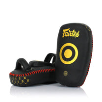 Fairtex KPLC6 לאפות לבעיטות עשוי מיקרו פייבר פיירטקס
