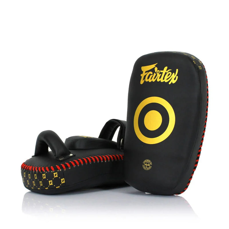 Fairtex KPLC6 לאפות לבעיטות עשוי מיקרו פייבר פיירטקס