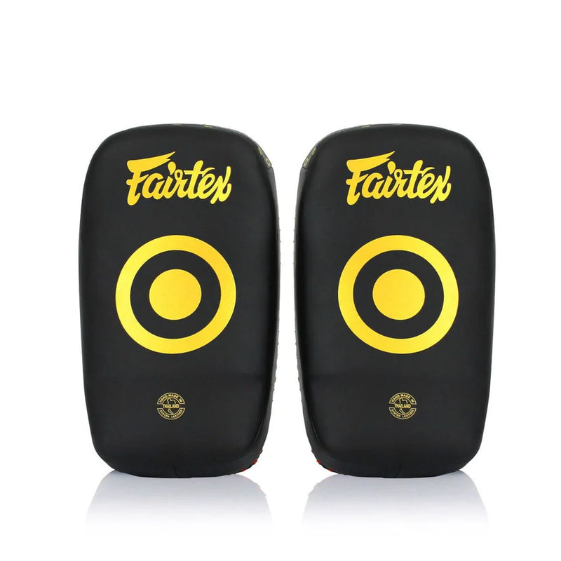 Fairtex KPLC6 לאפות לבעיטות עשוי מיקרו פייבר פיירטקס